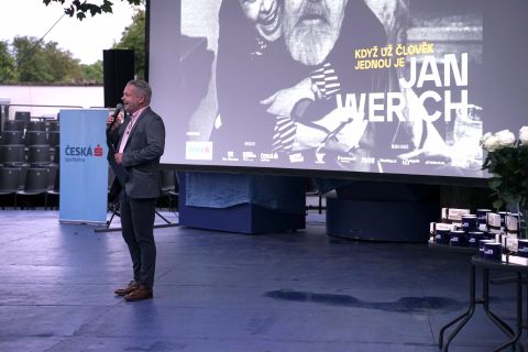 Jan Werich: Když už člověk jednou je (80)